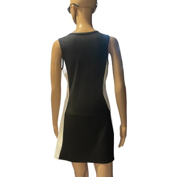 NWT Flex Time Drop Waist DRESS Womens M Black White Sleeveless Mini Stretch - Picture 2 of 9